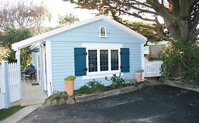 Castlewood Cottage